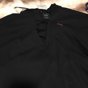 Black puma yogini cropped hoodie size L